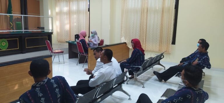 Read more about the article PEMERIKSAAN KESEHATAN BAGI PEGAWAI DAN PIMPINAN DI PENGADILAN AGAMA LARANTUKA