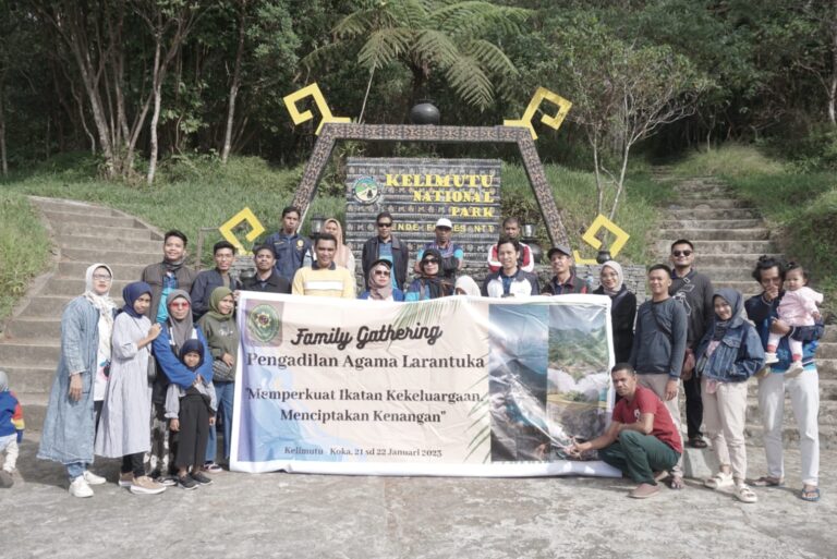 Read more about the article FAMILY GATHERING KELUARGA BESAR PENGADILAN AGAMA LARANTUKA TAHUN 2023