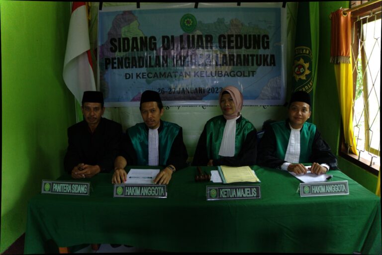Read more about the article SIDANG PERTAMA DILUAR GEDUNG PENGADILAN AGAMA LARANTUKA TAHUN 2023