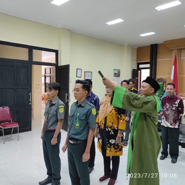 Read more about the article PELANTIKAN DAN PENGAMBILAN SUMPAH JABATAN JURU SITA PENGGANTI DI PENGADILAN AGAMA LARANTUKA