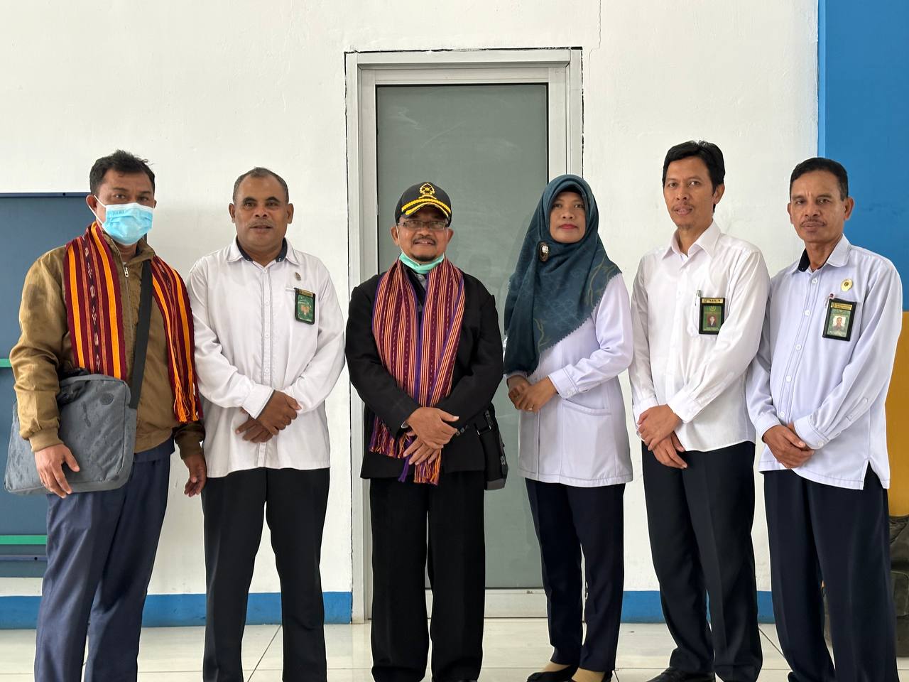 You are currently viewing HAKIM TINGGI PENGAWAS PENGADILAN TINGGI AGAMA KUPANG BERKUNJUNG KE PENGADILAN AGAMA LARANTUKA DALAM RANGKA PENGAWASAN DAN PEMBINAAN