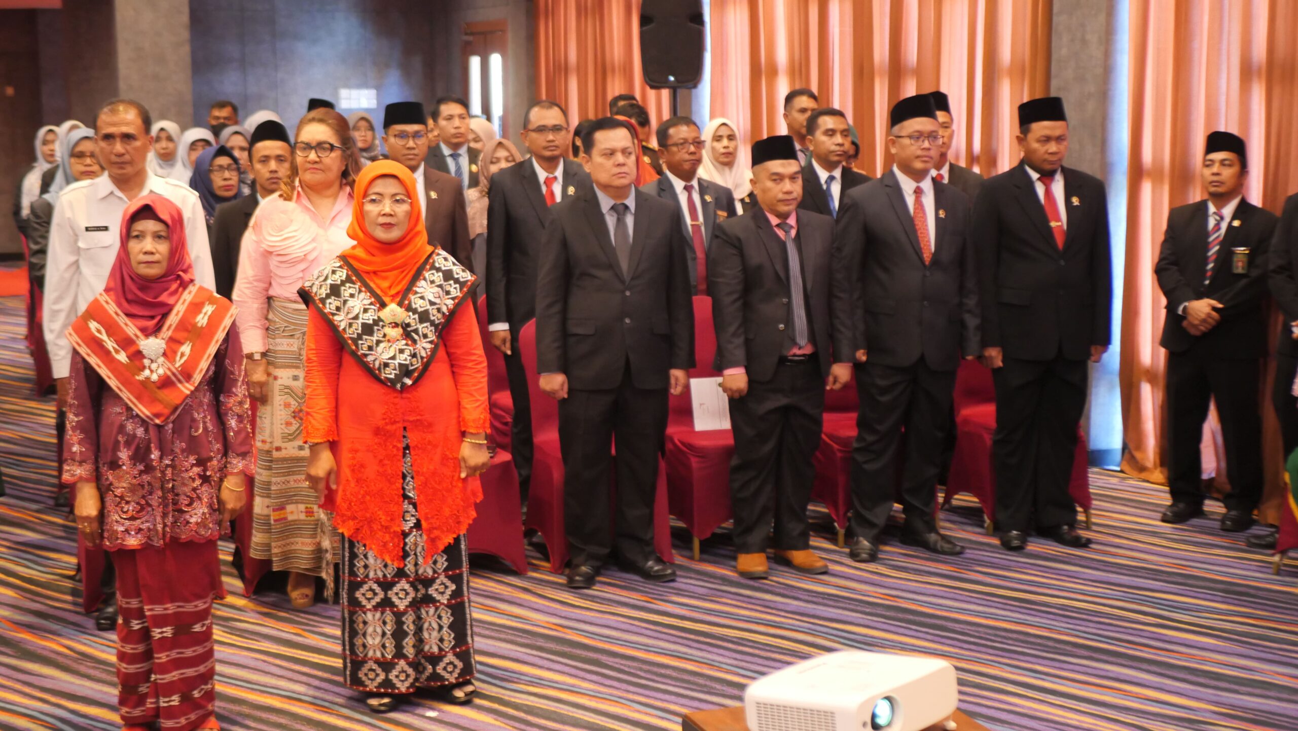 You are currently viewing PIMPINAN PENGADILAN AGAMA LARANTUKA IKUTI SOSIALISASI HASIL RAKERDA BADILAG