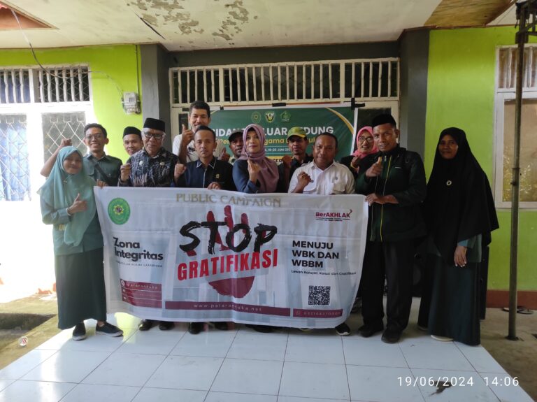 Read more about the article SIDANG DI LUAR GEDUNG TERPADU KE-4 PENGADILAN AGAMA LARANTUKA TAHUN 2024 DI KEC. WITIHAMA