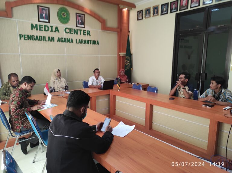 Read more about the article RAPAT EVALUASI DAN MONITORING TRIWULAN II TAHUN 2024 PENGADILAN AGAMA LARANTUKA