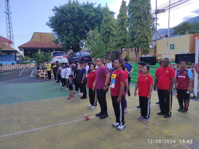 Read more about the article FUN VOLI KOLABORASI Pengadilan Agama dan Pengadilan Negeri Larantuka