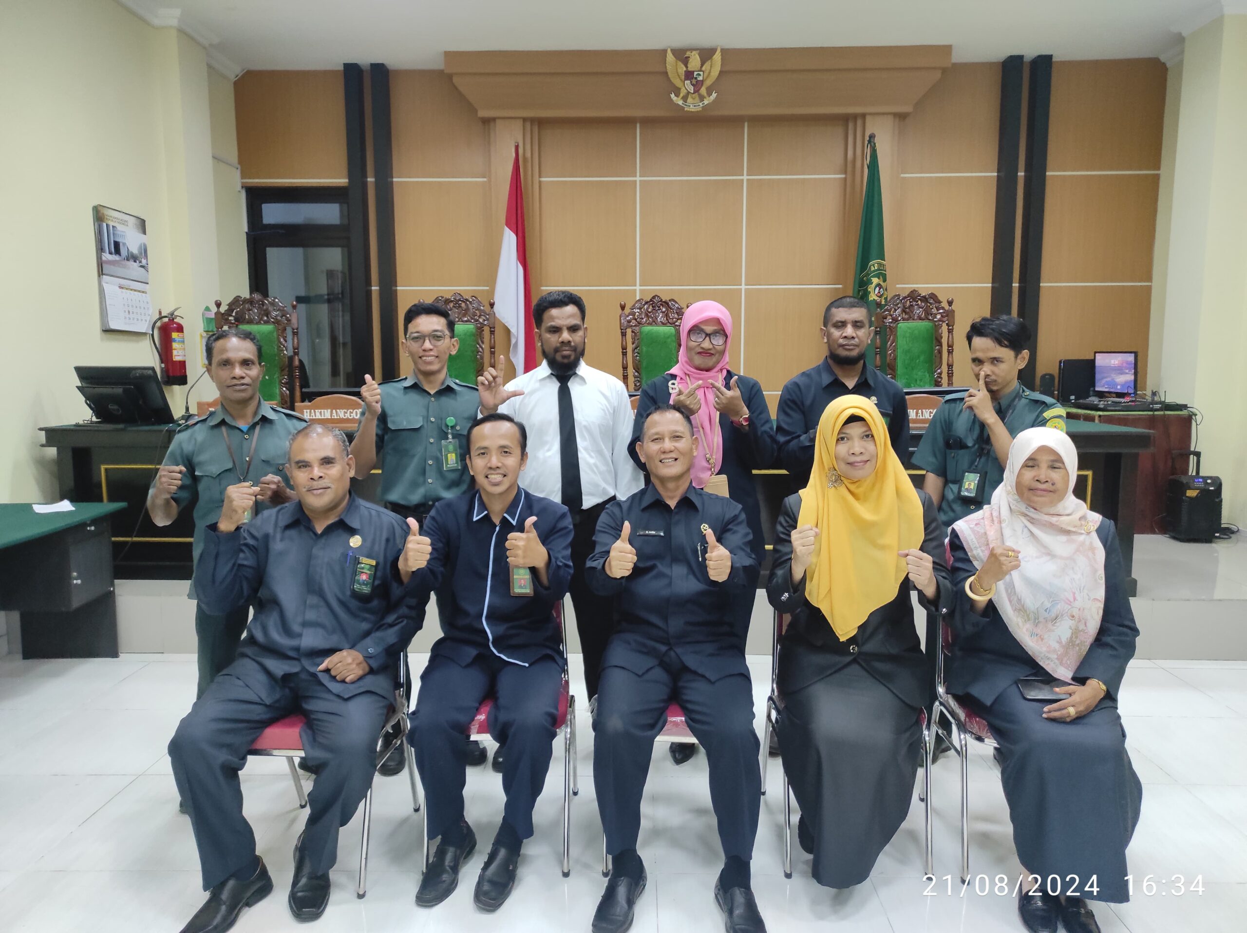 You are currently viewing Pembinaan Pengadilan Agama Larantuka Oleh YM Wakil Ketua Pengadilan Tinggi Agama Kupang Drs. H. Arifin, M.H.
