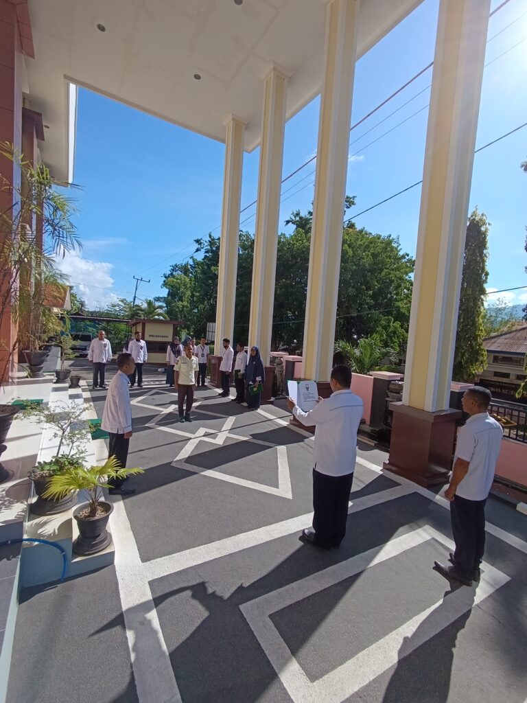 Read more about the article Pengadilan Agama Larantuka Gelar Apel Pagi dengan Penuh Semangat