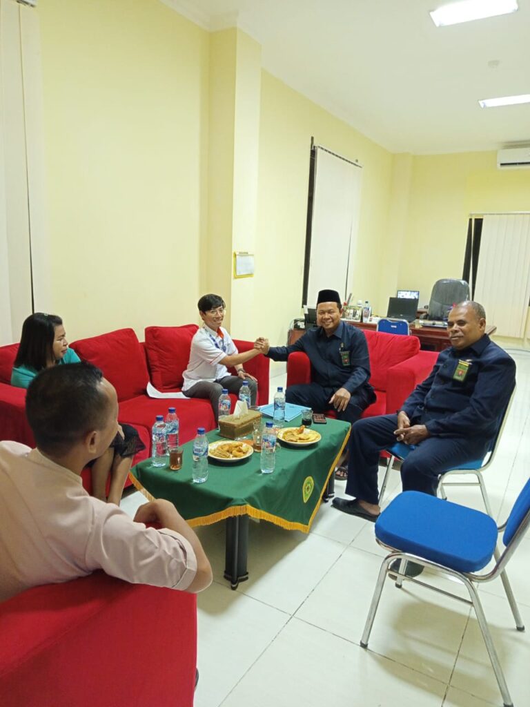 Read more about the article Pengadilan Agama Larantuka dan Kantor Pos Cabang Maumere Tandatangani MoU untuk Peningkatan Layanan