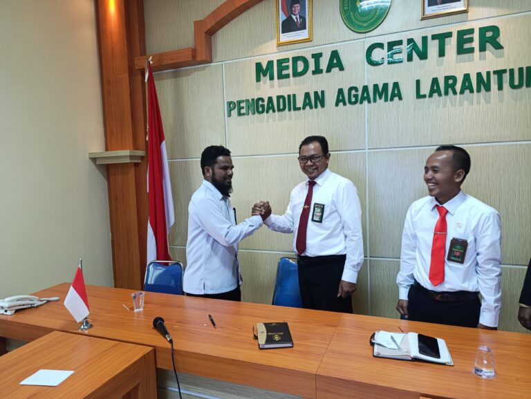 Read more about the article Abdullah Rauf Terpilih Sebagai Agen Perubahan Pengadilan Agama Larantuka Tahun 2025 dengan Inovasi MAE