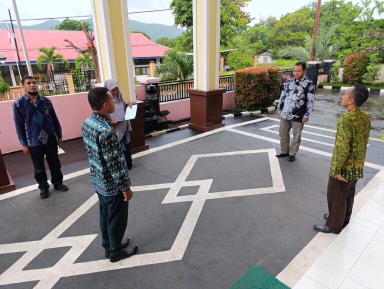 Read more about the article Apel Sore: Menutup Hari dengan Semangat dan Disiplin