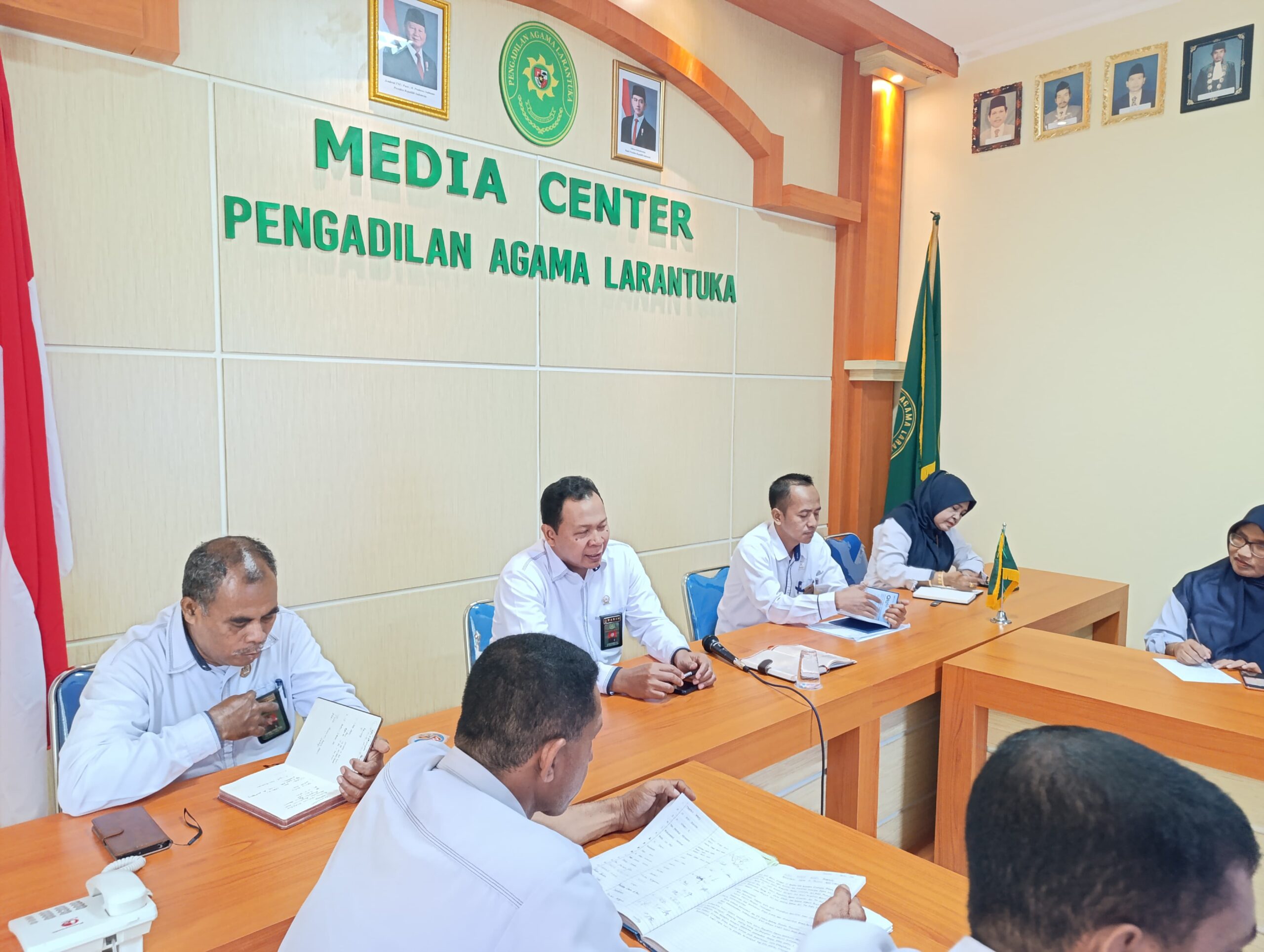 You are currently viewing Membangun Akuntabilitas: Pengadilan Agama Larantuka Gelar Sosialisasi Sistem Pengendalian Internal