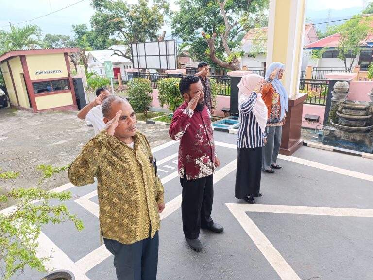 Read more about the article Disiplin dan Dedikasi: Pengadilan Agama Larantuka Gelar Apel Sore