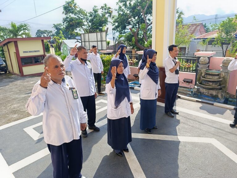 Read more about the article Apel Pagi : Meningkatkan Kedisiplinan sebagai Bagian dari Internalisasi Zona Integritas
