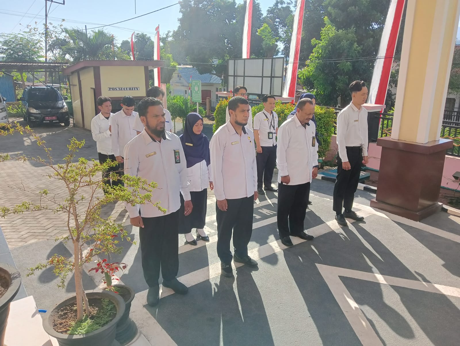 You are currently viewing Kobarkan Semangat Integritas, PA Larantuka Gelar Apel Pagi Menjelang HUT RI ke-80