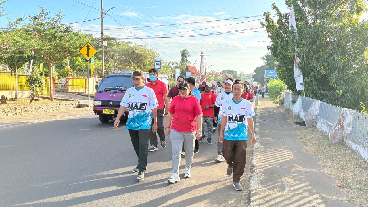 You are currently viewing Langkah Seirama: Jalan Santai PA dan PN Larantuka Perkuat Sinergi & Kebersamaan