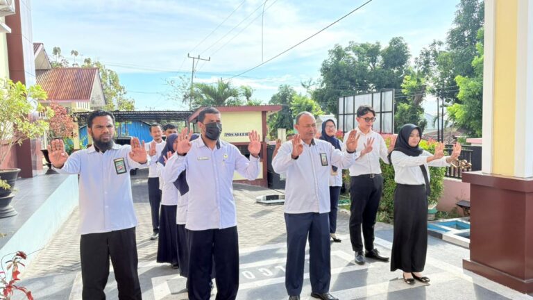 Read more about the article Apel Senin Pagi: PA Larantuka Tekankan Hidup Sederhana dan Penguatan Nilai-Nilai Utama Mahkamah Agung