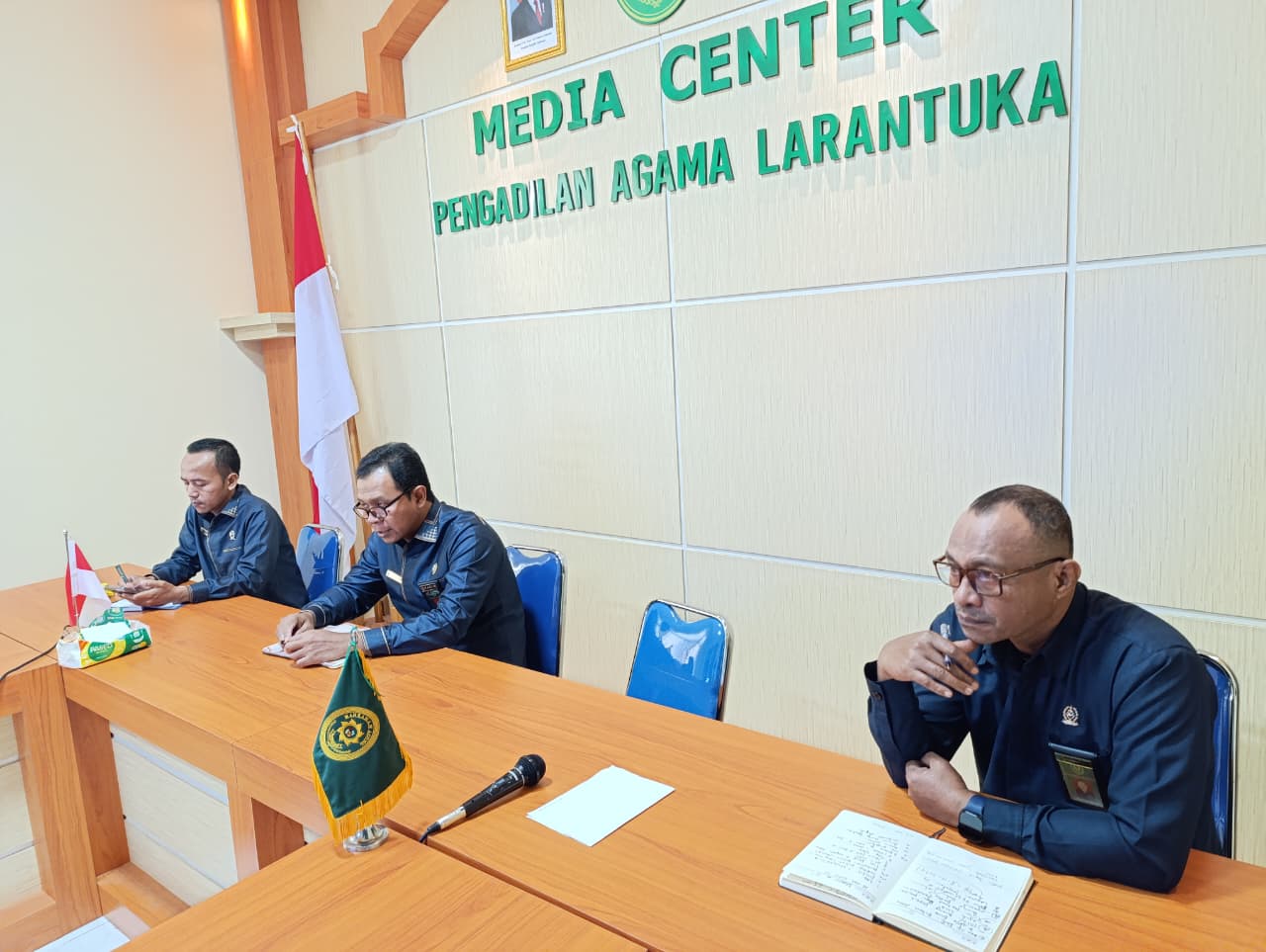 You are currently viewing PA Larantuka Gelar Rapat Monitoring & Evaluasi Inovasi Triwulan III: Perkuat Komitmen Layanan Prima