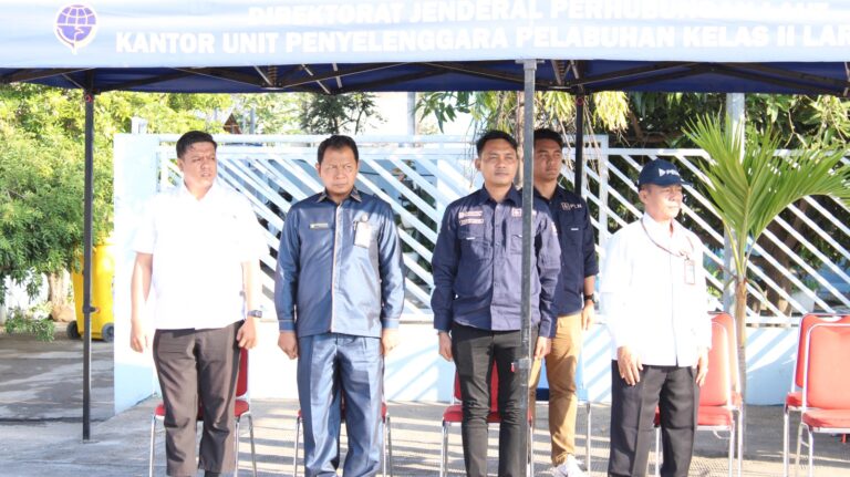 Read more about the article Memperkuat Sinergi Lintas Sektor, Ketua PA Larantuka Hadiri Upacara Hari Perhubungan Nasional di Pelabuhan Larantuka