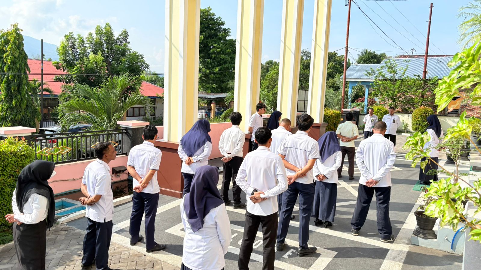 You are currently viewing Apel Pagi PA Larantuka: Membangun Kinerja Unggul Demi Pelayanan Terbaik