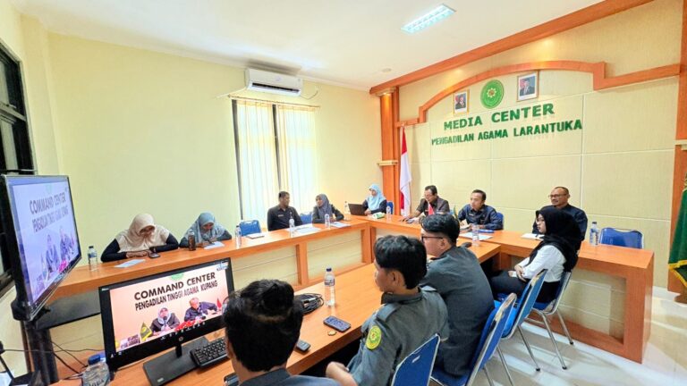 Read more about the article Pengadilan Agama Larantuka Ikuti Pembinaan dari PTA Kupang