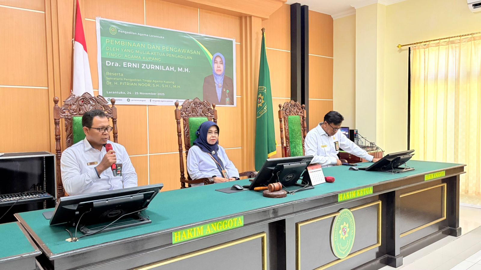 You are currently viewing Pembinaan & Pengawasan PTA Kupang: PA Larantuka Didorong Tingkatkan Integritas dan Kinerja Pelayanan