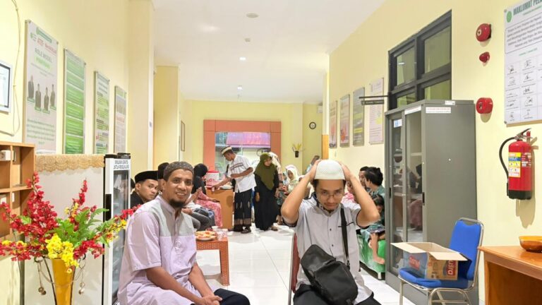 Read more about the article Kebersamaan Ramadan: Buka Puasa dan Tarawih Bersama Keluarga Besar PA Larantuka