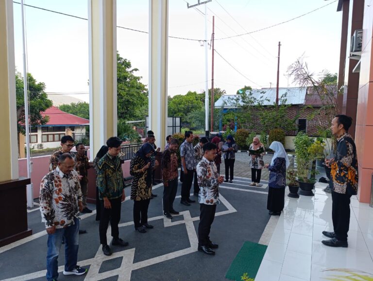 Read more about the article Apel Sore Pengadilan Agama Larantuka: Tingkatkan Keahlian untuk Mendukung Kinerja yang Profesional